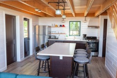 Whitewash-And-Empire_Clear_Coat-1-2020-Henderson